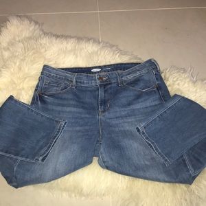Old Navy sraight leg stretch jeans